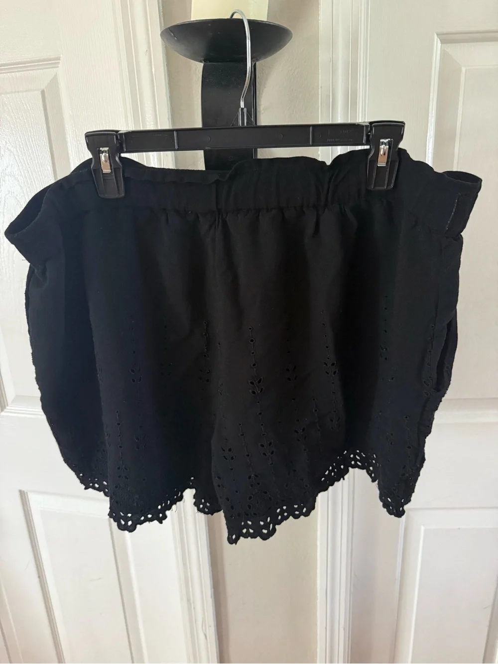 LOFT black lined